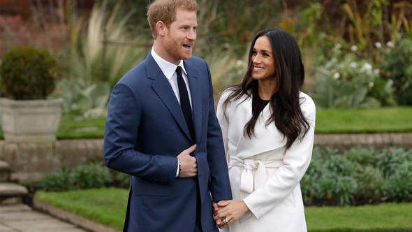 Meghan Markle’s Engagement Ring Has Diana’s Diamonds (1)