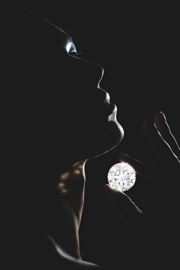 Sotheby Unveils Never Seen White Diamond (1)