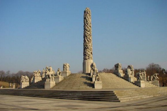 Today Basel Shows team let you know about one of Norway’s most famous parks due to its art installation by artist Gustav Vigeland.