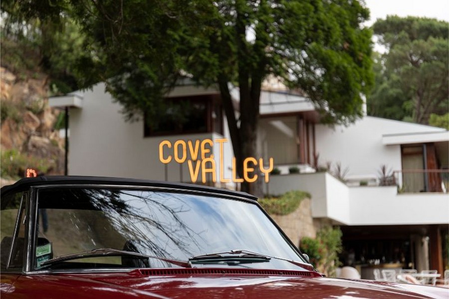 Check out this bespoke Mid-Century Showroom in Portugal